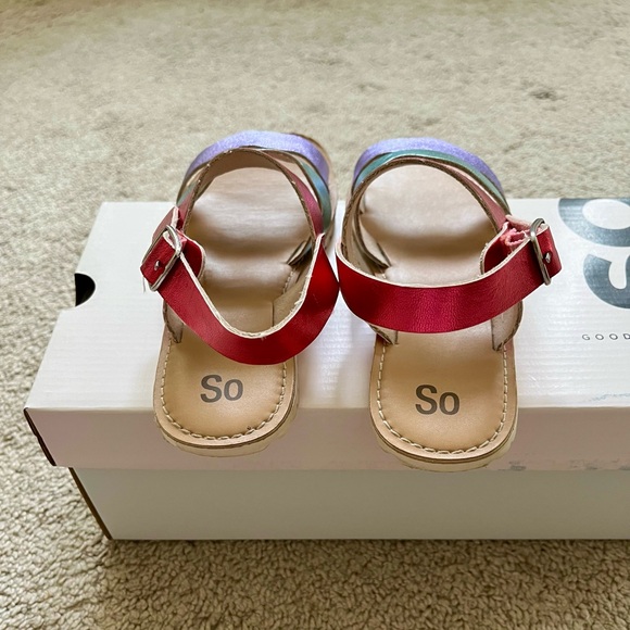 Girl’s Sandals - Picture 4 of 10